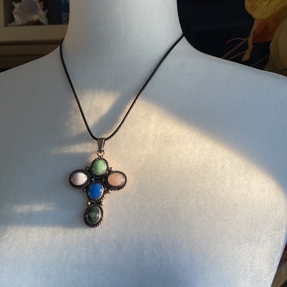 STONE CROSS NECKLACE - Picture 8 of 15